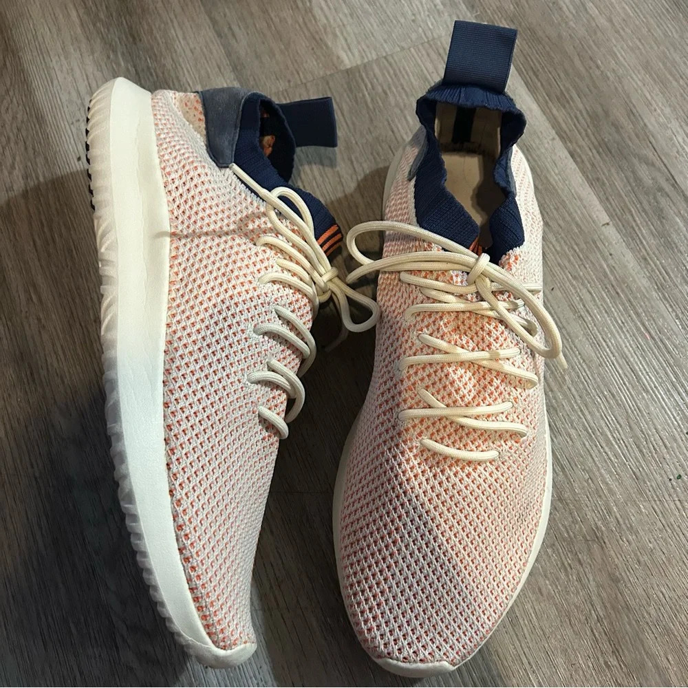 Men's Lightweight Knit Sneakers - Coral Cream